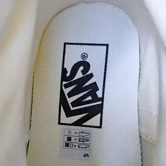 Vans Women Sk8-Hi Tapered Canvas Sneaker in Lovely Pastel Floral Frosted Mint - Picture 8 of 13